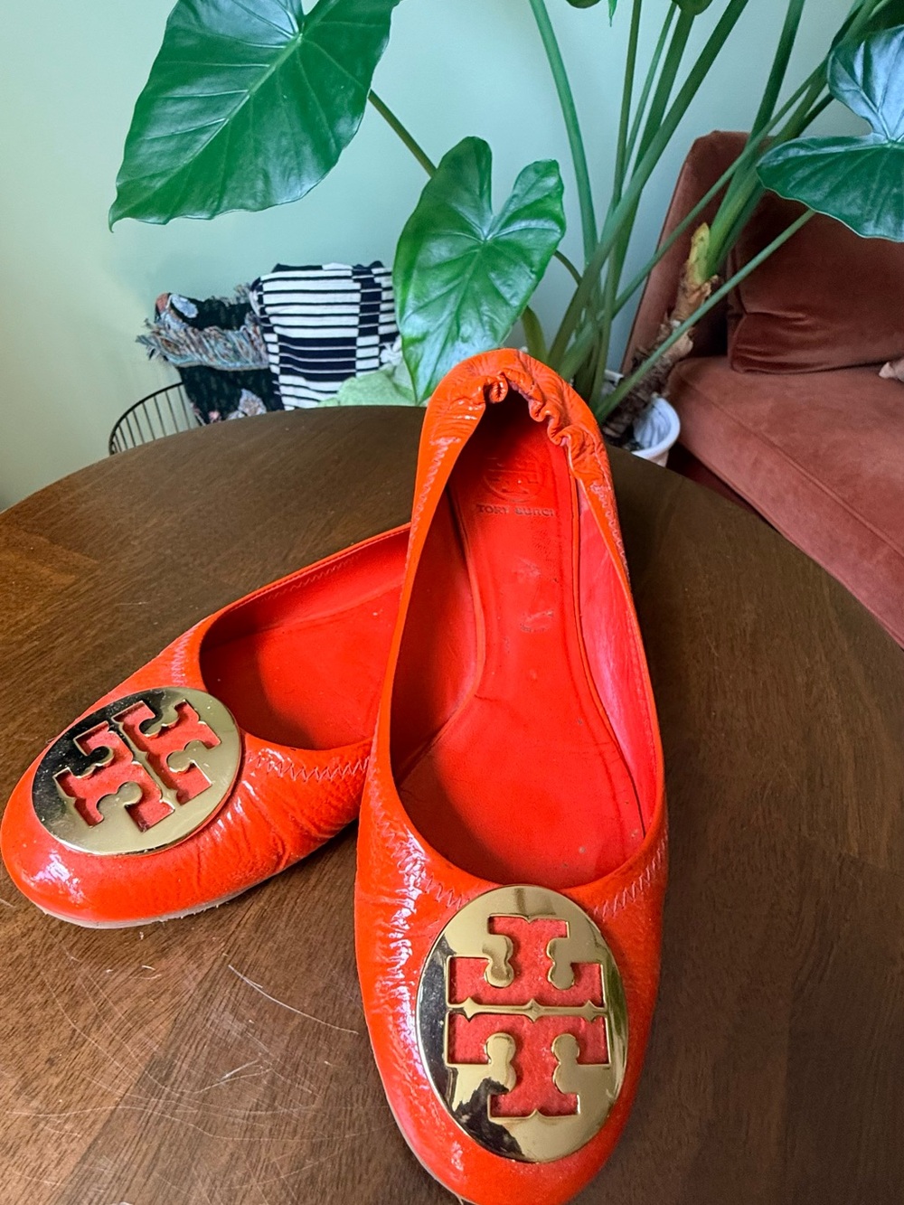 Tory Burch Orange Patent Logo Ballet Flats with Gold Emblem - Picture 3 of 5